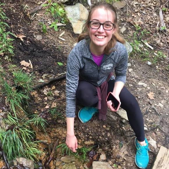 Meet your Posher, Rachel - Picture 1 of 1